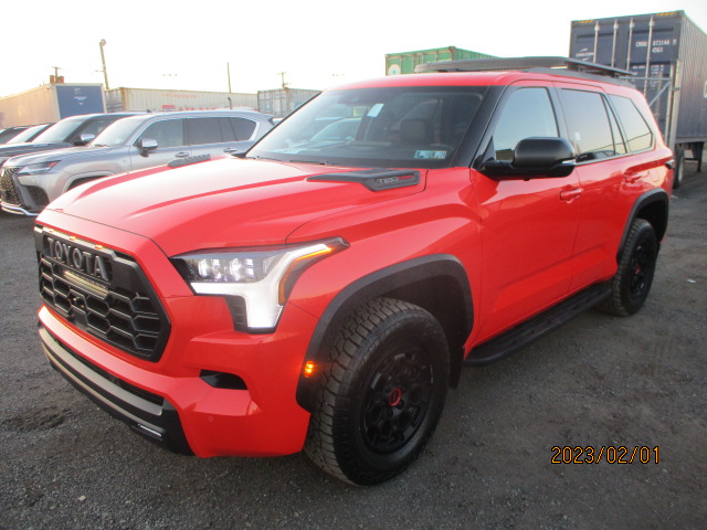 TOYOTA SEQUOIA (2023) exported USA / CHINA